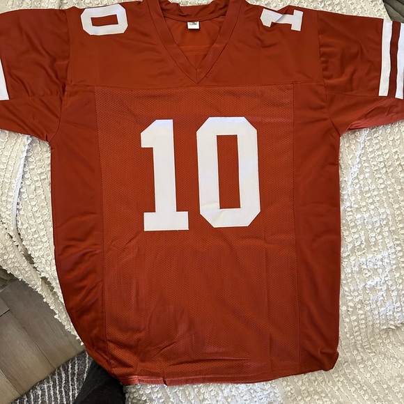 Texas UT LONGHORNS Vince Young ORIGINAL AUTOGRAPHED LONGHORNS FOOTBALL JERSEY - Picture 3 of 4